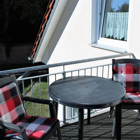 Apartment Beautiful In With Parking *